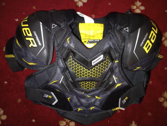 Junior Medium Bauer Supreme 3S Shoulder Pads (New)