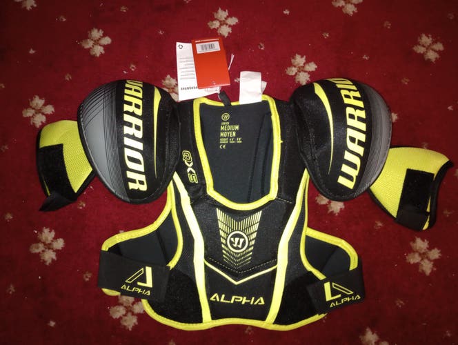 Junior Medium Warrior Alpha QX5 Shoulder Pads (New)