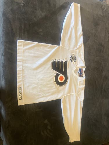 Vintage Center Ice white Flyers jersey (M)