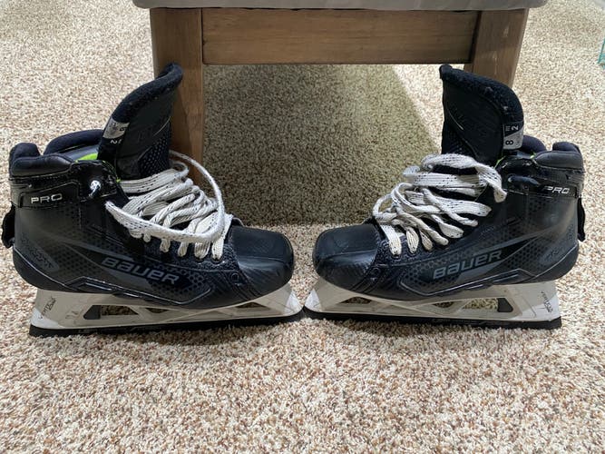 Bauer Pro Hockey Goalie Skates Regular Width 8 (Used)