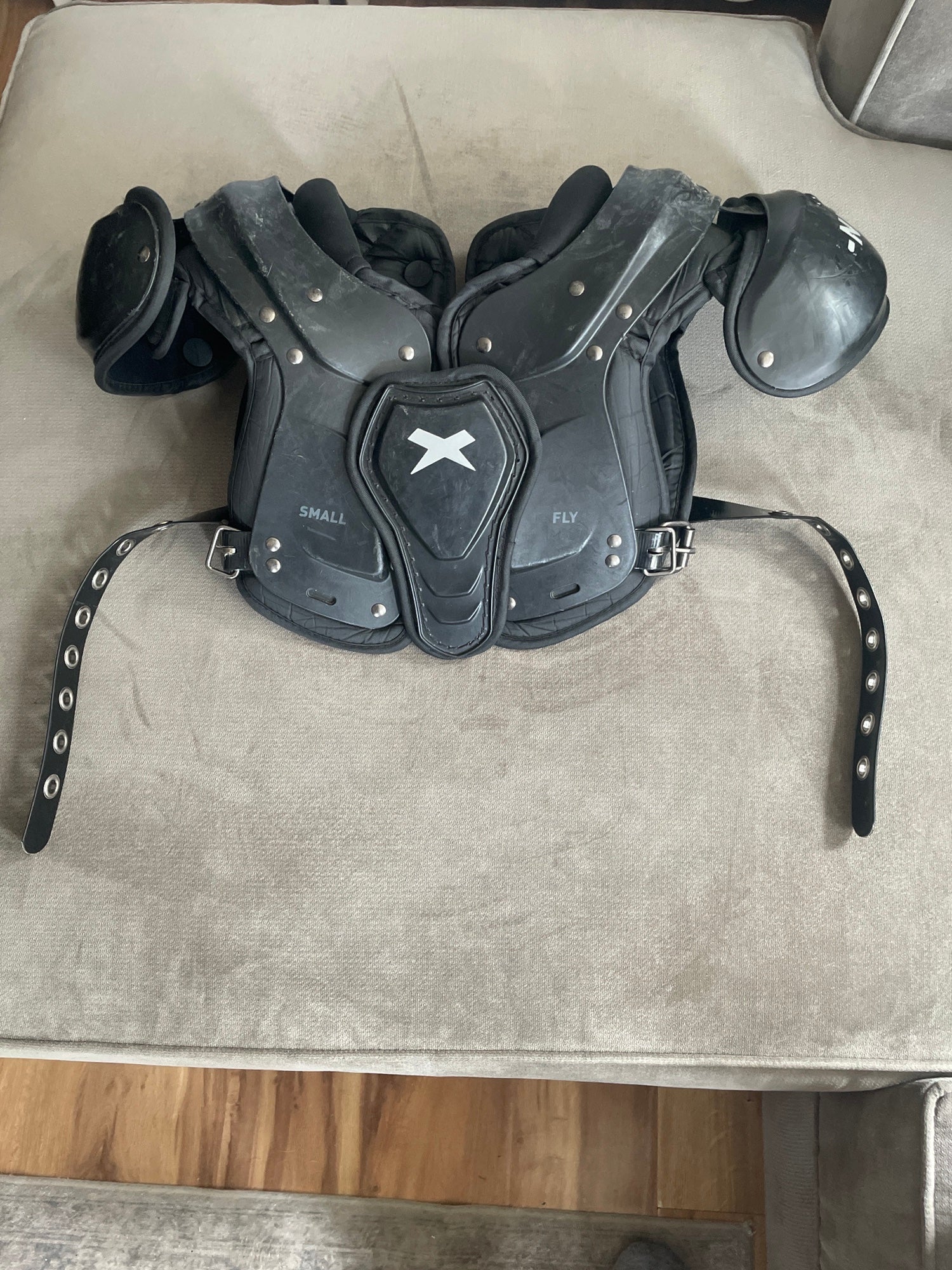 Xenith Pro Skill Shoulder Pads | New and Used on SidelineSwap