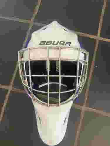 Bauer NME One Certified Straight Bar Goalie Mask – Size Medium (6 7/8 - 7 1/2) – Used 2 Seasons