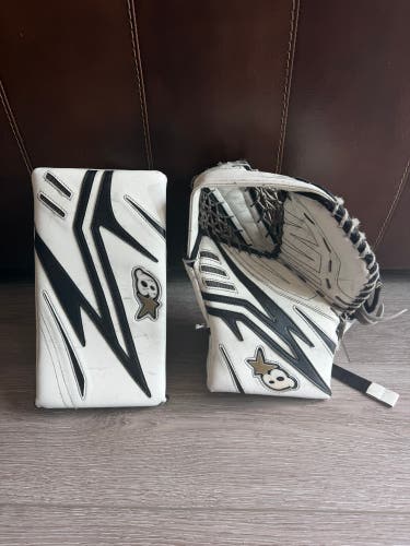 Junior Brian's Optik X2 Glove and Blocker Regular (Used)