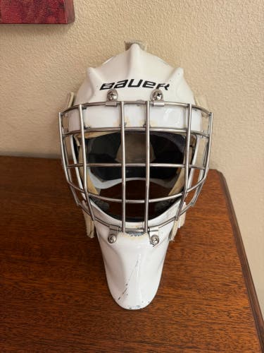 Senior Small 2021 Bauer 950 Goalie Mask (Used)