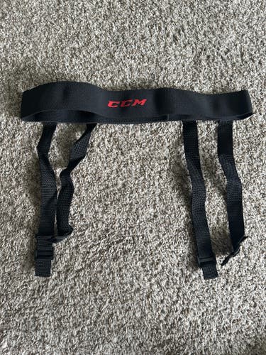 CCM Knee Pad Garter Belt