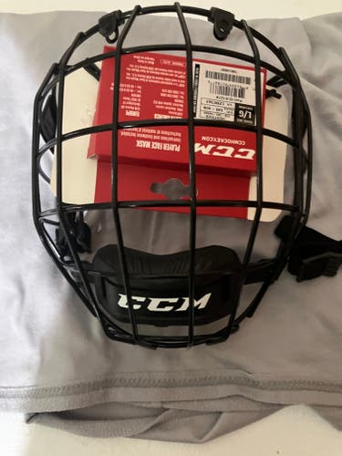 Senior CCM 20E FM580 Cages (New)