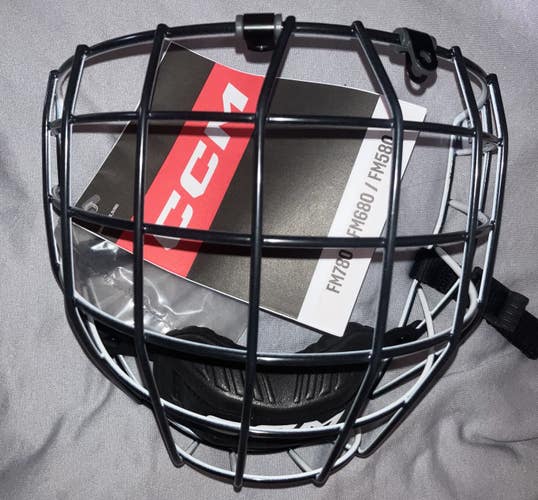 Senior CCM 22I FM580 Cages (New)
