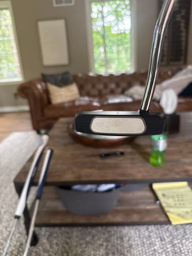 Men's 2024 Odyssey Mallet Ai-ONE Cruiser Jailbird Right Handed Putter Graphite Shaft 38" (Used)