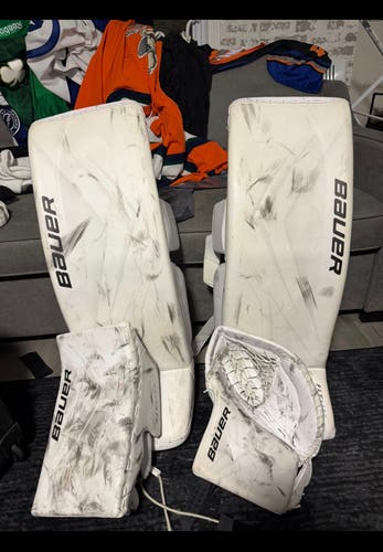 35" 2025 Bauer Flylite Regular Goalie Full Set (Used)