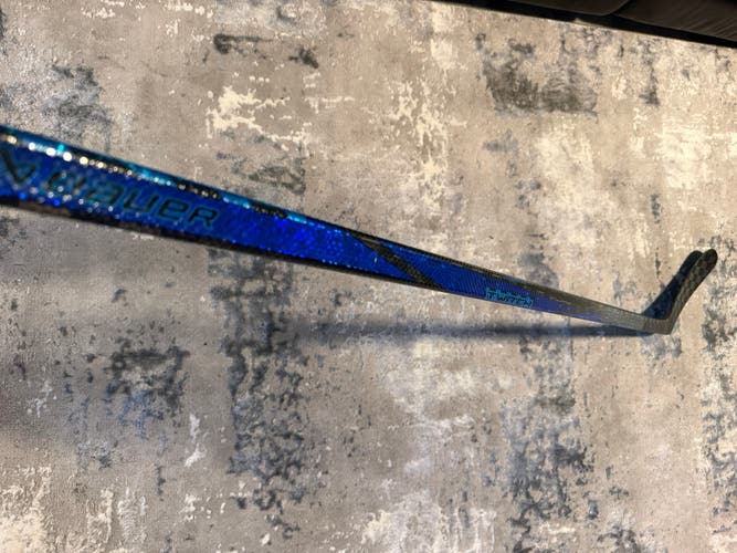 Senior Bauer Twitch Left Hand Hockey Stick P29 77 Flex Pro Stock (Used)
