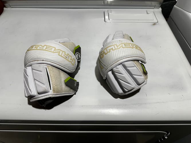 Medium/Large Adult Maverik Max Arm Pads (Used)