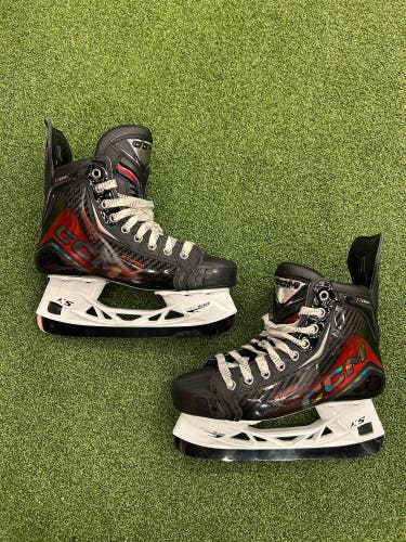NEW Intermediate CCM JetSpeed FT8 Pro Hockey Skates | Size 4.5 (Tapered)