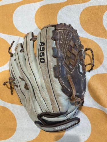 Wilson A950 RH Softball Glove 12.5" (Used)