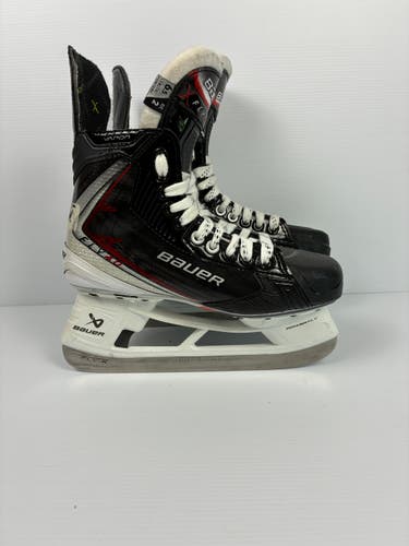 Like New Size 6.5 Fit 2 Intermediate Bauer Vapor Fly40 Hockey Skates