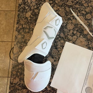 White Senior EvoShield Leg guard Shin Guards (Used)