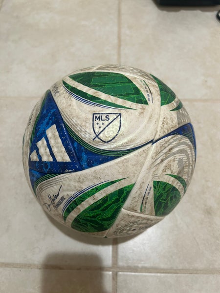 Set of 4 Adidas Match Balls