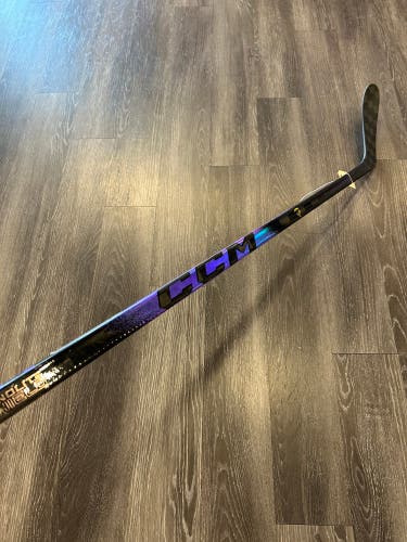 Senior CCM Ribcor Trigger 10 Pro Hockey Stick | LH P28 (New)