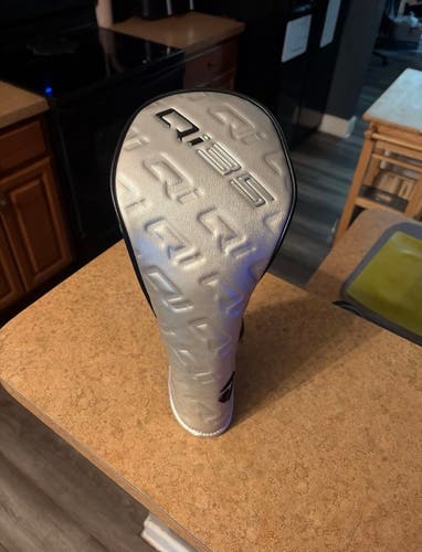 TaylorMade Driver Head Cover (New)