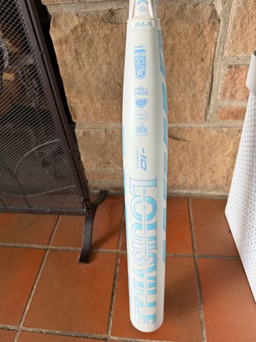 2025 Louisville Slugger Bat (-10) 23 oz 33" (Used)