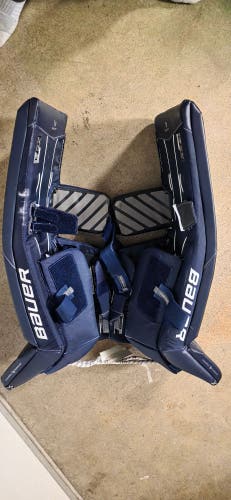 Like New Large Bauer GSX (2023) Goalie Leg Pads – One Season Use