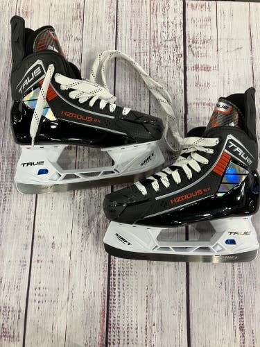 Senior True HZRDUS 5x Hockey Skates Regular Width 7 (New)