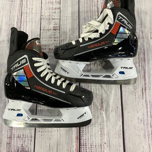 Senior True HZRDUS 5x Hockey Skates Regular Width 7.5 (New)
