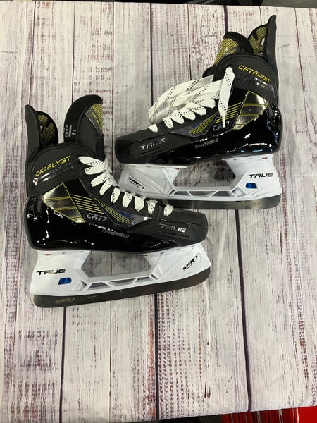 Senior True Catalyst 7 Hockey Skates Regular Width 7 (New)