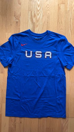 Pro Stock Team USA Olympic Hockey Nike T-Shirt - Size M (NEW)