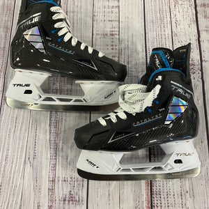 Senior True Catalyst 7x4 Hockey Skates Regular Width 7.5 (New)