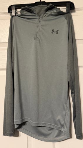 Gray Small Men's Under Armour 1/4 Zip Long Sleeve Shirt (Barely Used)