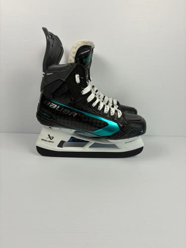 Like New Size 6.5 Fit 2 Intermediate Bauer Supreme Fuse Hockey Skates
