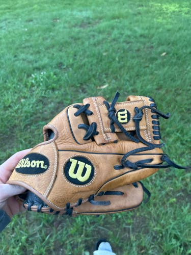 2020 Wilson A900 RH Infield Baseball Glove 11.5" (Used)