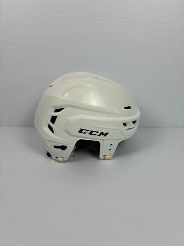 Used Small CCM Resistance 100 Helmet - White