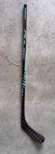 Junior Bauer Pulse Left Hand Hockey Stick P92 30 Flex (Used)