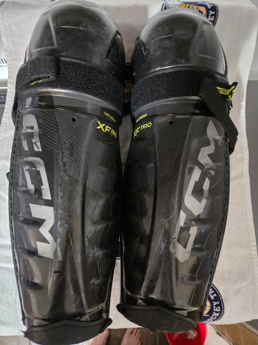 Senior CCM Tacks XF Pro 16" Shin Pads Pro Stock (Used)
