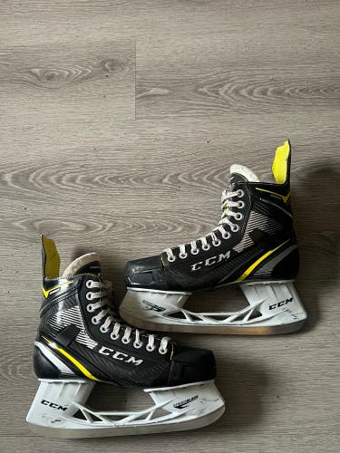 2020 CCM Super Tacks 9360 Hockey Skates Regular Width 8 (Used)