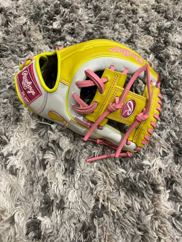 2025 Rawlings Heart of the Hide RH Infield Baseball Glove 11.5" (Used)