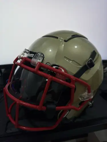 Schutt Adult F7 VTD Football Helmet with Facemask Large W/ OAKLEY LEGACY VISOR