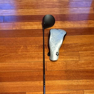 Men's TaylorMade Qi35 Right Handed Driver Stiff Flex 9 Loft Graphite Shaft (Used)