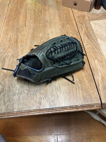RH Outfield Baseball Glove 11.5" (Used)