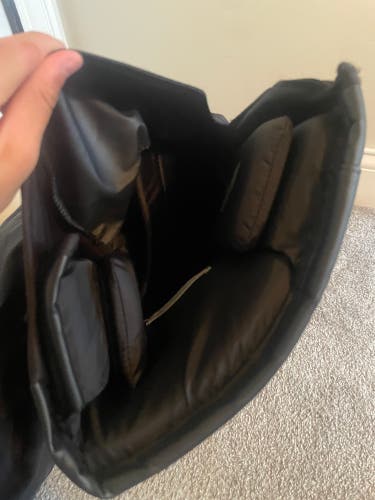Intermediate Small Bauer Elite Hockey Goalie Pants (Used)