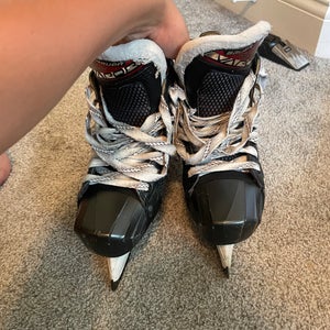 Bauer Vapor 2X Pro Hockey Goalie Skates 6 (Used)