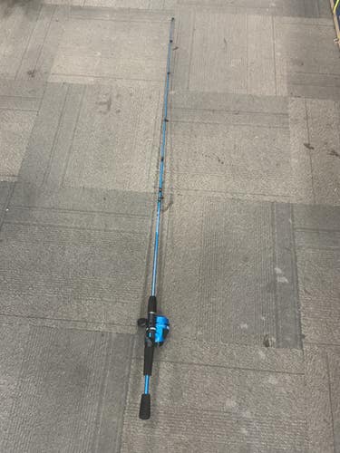 Used Zebco SLINGSHOT Rod and Reel Combo 11614-S000239124