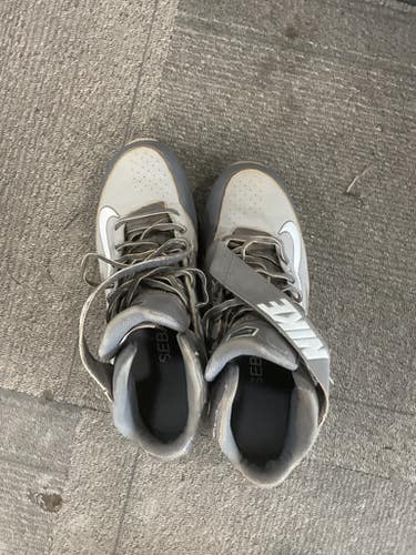 Used Nike HUARACHE CLEATS BB/SB Cleats Grey Senior 10 11614-S000239123