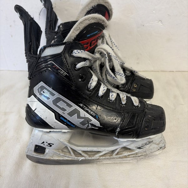 Junior Size 2 CCM JETSPEED FT680 Ice Hockey Skates