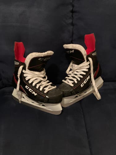 CCM Jet Speed FT455 Hockey Skates size 4