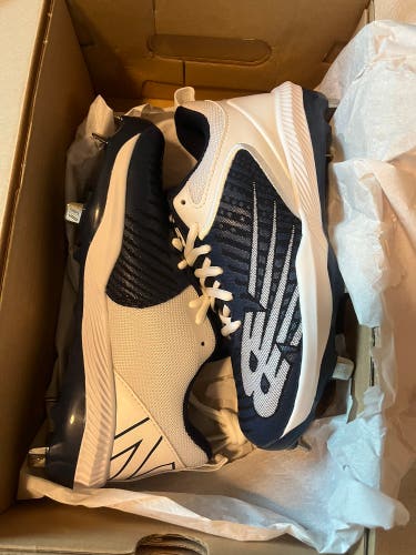 New Balance sz 5 Men/6.5 Women 4040v6 Baseball Softball Metal Cleats Navy/White. Kids sz 5