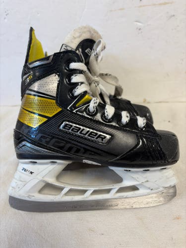 Black Bauer Supreme 3S Hockey Skates Regular Width 11.5 (Used)