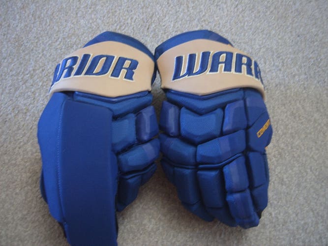 Game Issued Noel Acciari St. Louis Blues Retro Warrior Covert QRL Pro Hockey Gloves 14"