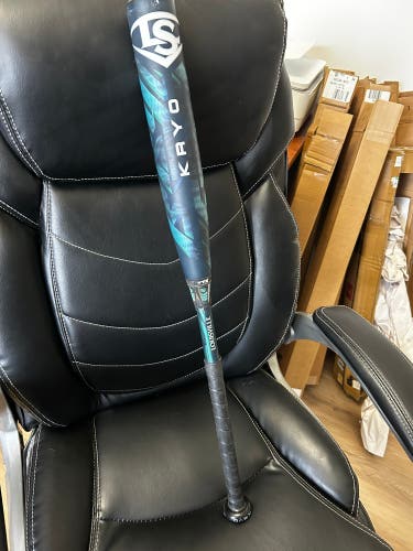 2025 Louisville Slugger Kryo Composite Bat (-11) 18 oz 29" (Used)